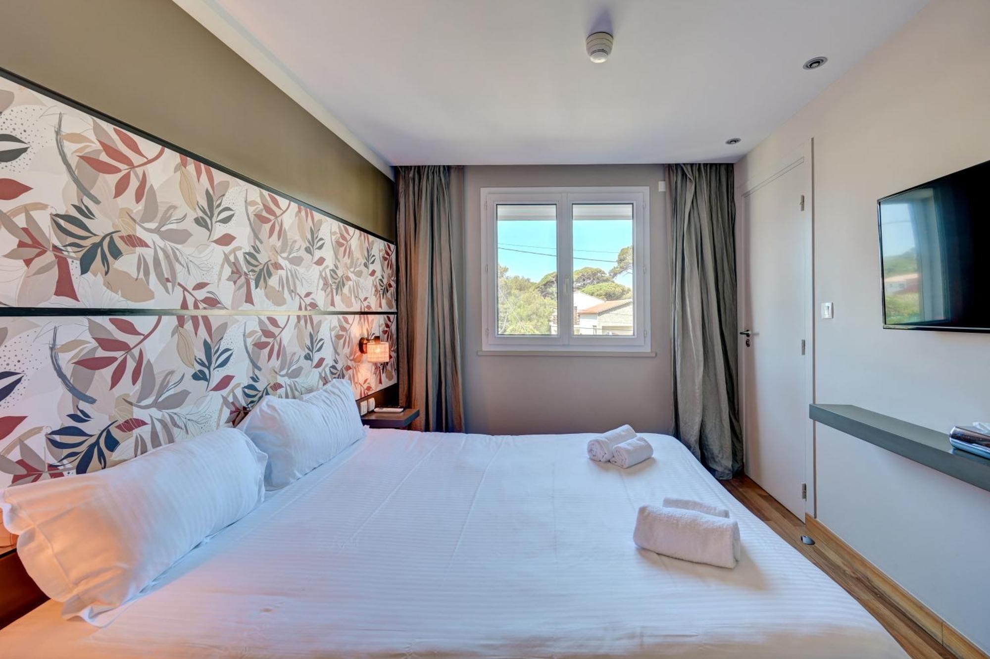Hotel Bor 히에레 외부 사진
